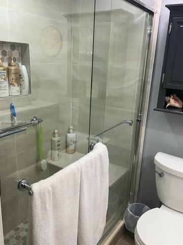 2 Briarwood Circle 112, Hollywood, FL 33024