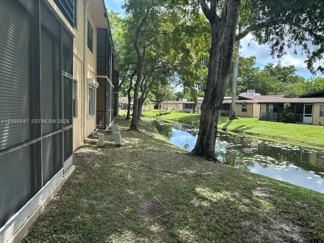 2 Briarwood Circle 112, Hollywood, FL 33024