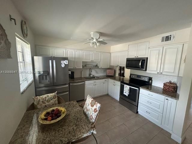 2 Briarwood Circle 112, Hollywood, FL 33024