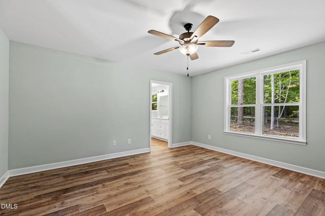 139 Ottawa Drive, Louisburg, NC 27549