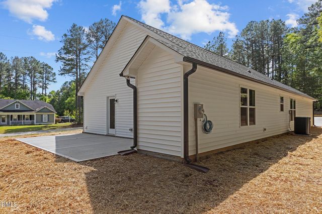 139 Ottawa Drive, Louisburg, NC 27549