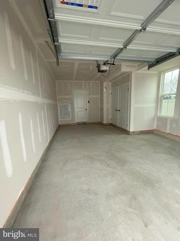 2 SIDNEY LN, Stratford, NJ 08084