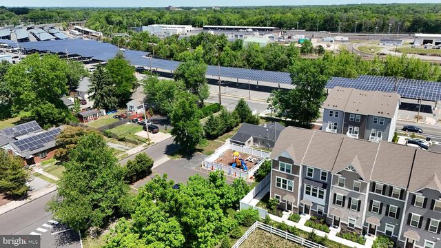 2 SIDNEY LN, Stratford, NJ 08084