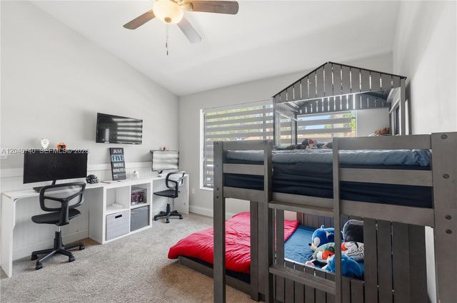 10311 Laurel Court, Pembroke Pines, FL 33026