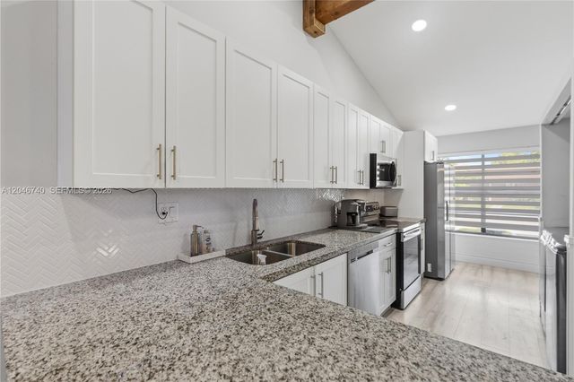 10311 Laurel Court, Pembroke Pines, FL 33026