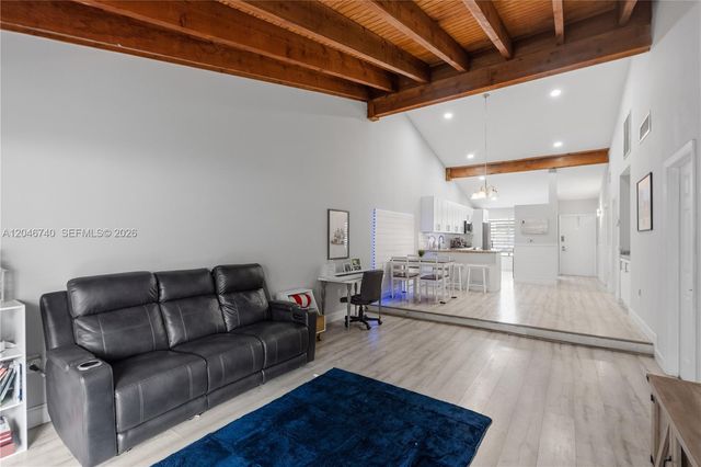 10311 Laurel Court, Pembroke Pines, FL 33026