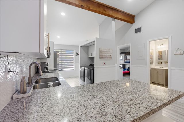 10311 Laurel Court, Pembroke Pines, FL 33026
