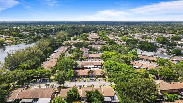 10311 Laurel Court, Pembroke Pines, FL 33026