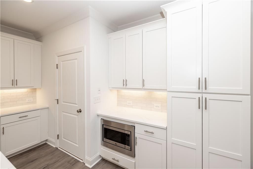 Image 16 of property listing at 4306 Burton Bend Way 150, Buford, GA 30518