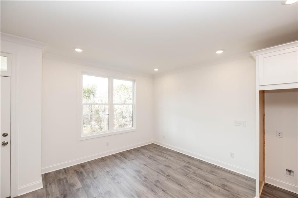 Image 18 of property listing at 4306 Burton Bend Way 150, Buford, GA 30518