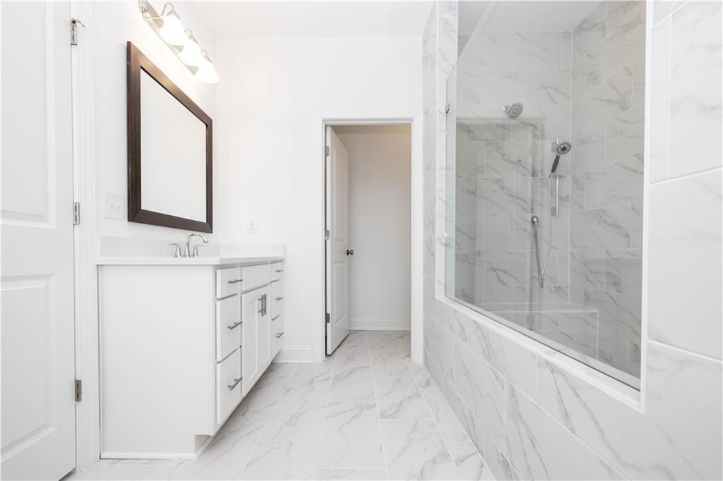 Image 35 of property listing at 4306 Burton Bend Way 150, Buford, GA 30518