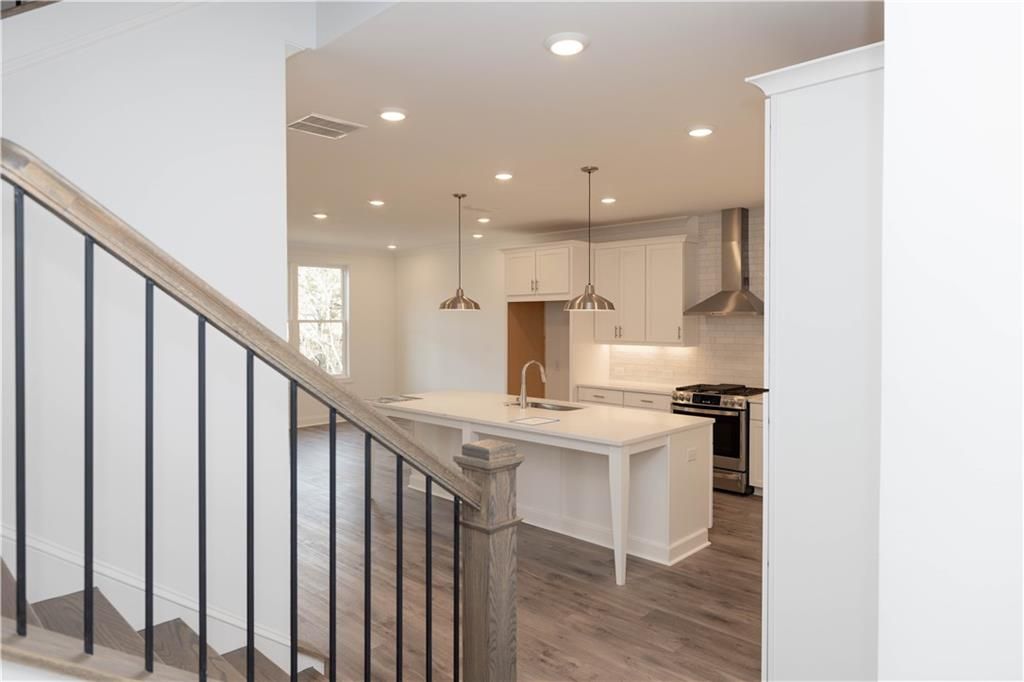 Image 5 of property listing at 4306 Burton Bend Way 150, Buford, GA 30518