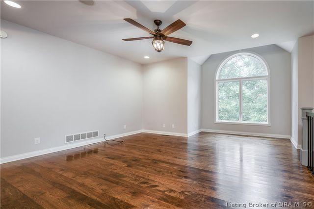 3016 Evanna Court, Floyds Knobs, IN 47119