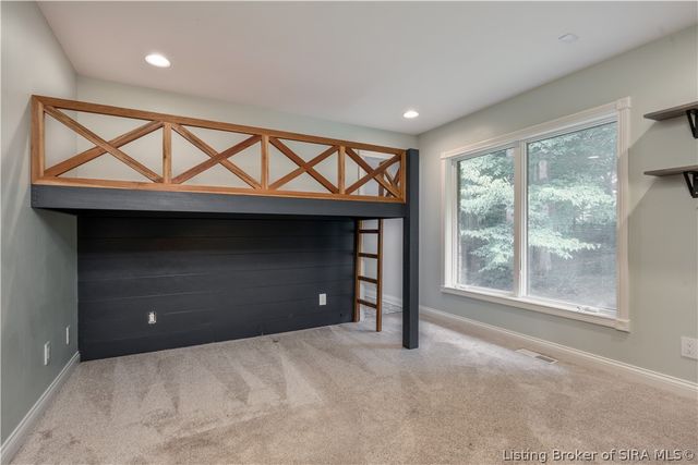 3016 Evanna Court, Floyds Knobs, IN 47119