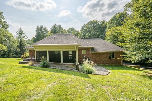 3016 Evanna Court, Floyds Knobs, IN 47119