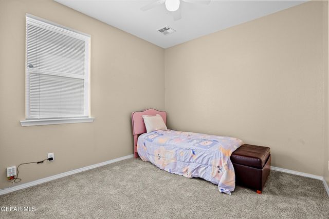 1041 FIREBOLT Place, El Paso, TX 79928