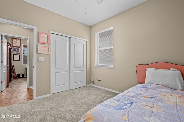 1041 FIREBOLT Place, El Paso, TX 79928