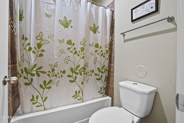 1041 FIREBOLT Place, El Paso, TX 79928