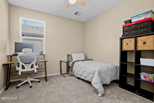 1041 FIREBOLT Place, El Paso, TX 79928