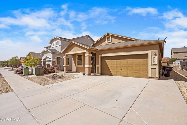 1041 FIREBOLT Place, El Paso, TX 79928