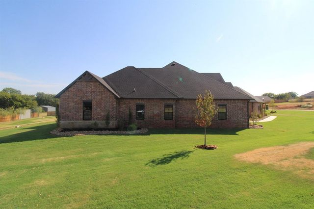 1330 Pedras Place, Newcastle, OK 73065