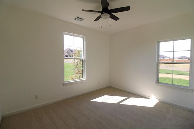 1330 Pedras Place, Newcastle, OK 73065