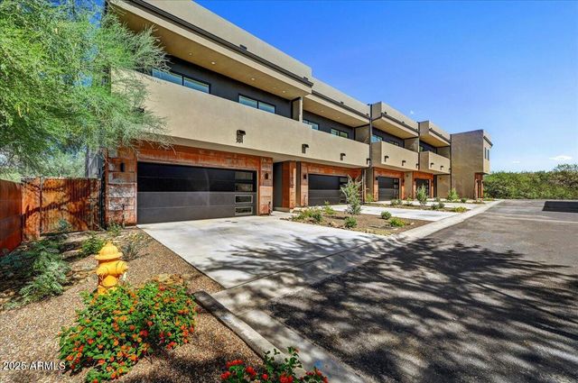 6525 E CAVE CREEK Road 301, Cave Creek, AZ 85331