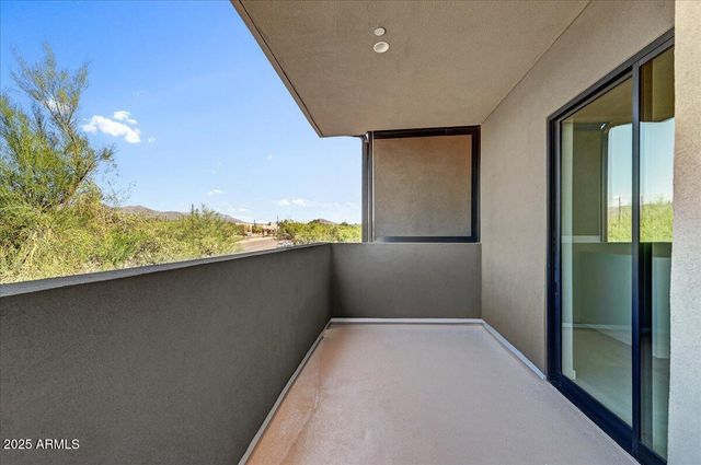 6525 E CAVE CREEK Road 301, Cave Creek, AZ 85331