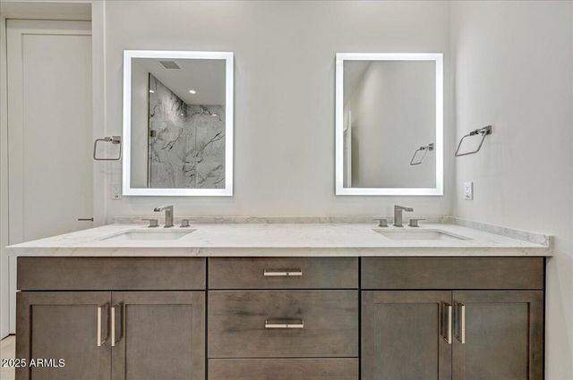 6525 E CAVE CREEK Road 301, Cave Creek, AZ 85331