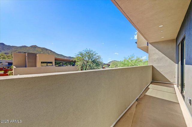 6525 E CAVE CREEK Road 301, Cave Creek, AZ 85331