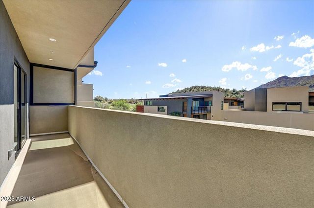 6525 E CAVE CREEK Road 301, Cave Creek, AZ 85331