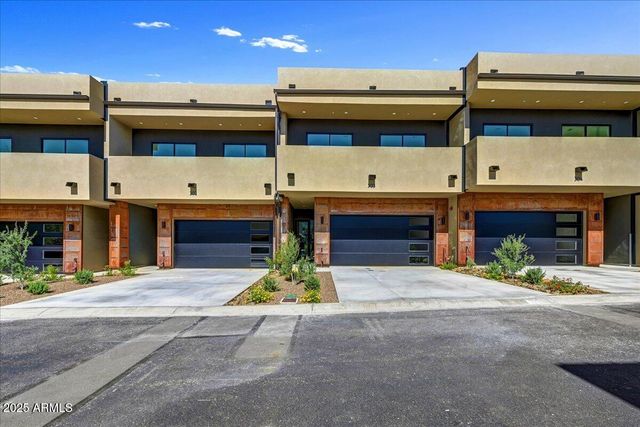 6525 E CAVE CREEK Road 301, Cave Creek, AZ 85331