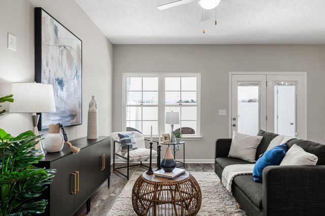 29 Hardwood Rd, Tullahoma, TN 37388