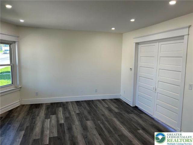 2332 South 4th Street, Allentown City, PA 18103