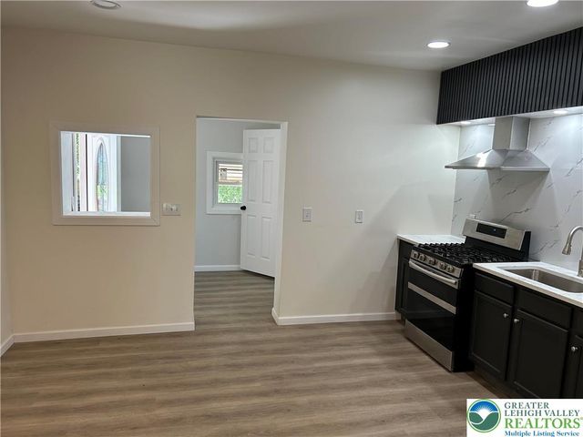 2332 South 4th Street, Allentown City, PA 18103