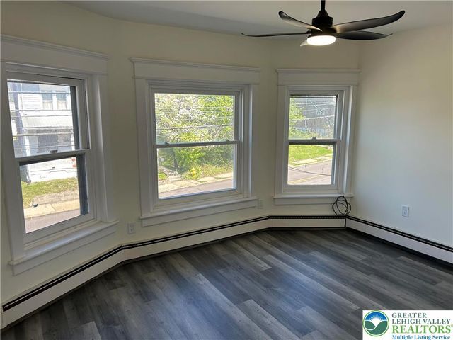 2332 South 4th Street, Allentown City, PA 18103