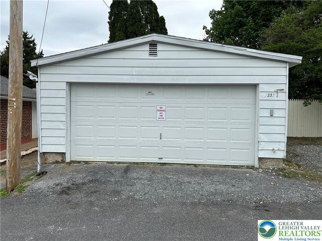 2332 South 4th Street, Allentown City, PA 18103