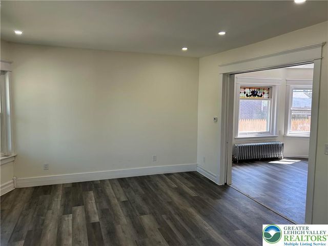 2332 South 4th Street, Allentown City, PA 18103