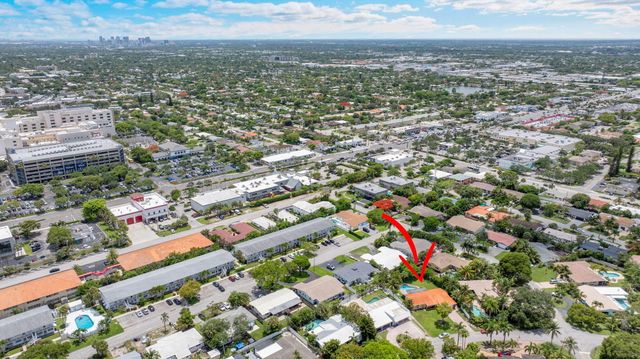 1910 NE 52nd Street NE, Fort Lauderdale, FL 33308