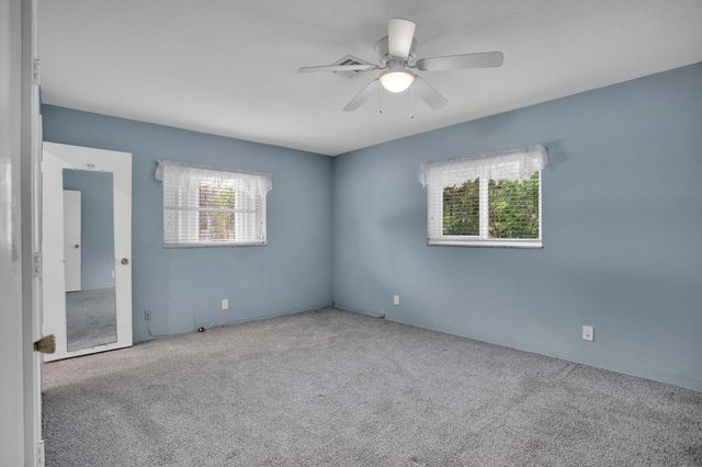 1910 NE 52nd Street NE, Fort Lauderdale, FL 33308