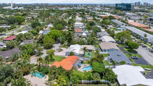 1910 NE 52nd Street NE, Fort Lauderdale, FL 33308