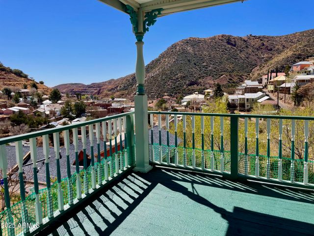 220-A OPERA Drive, Bisbee, AZ 85603