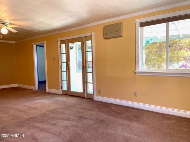 220-A OPERA Drive, Bisbee, AZ 85603