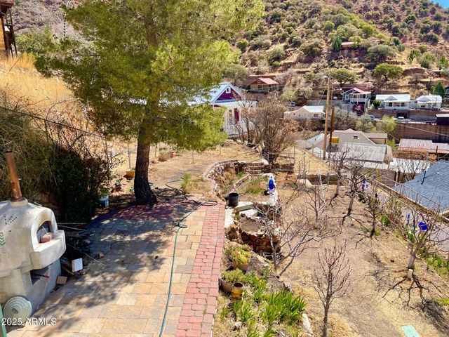220-A OPERA Drive, Bisbee, AZ 85603