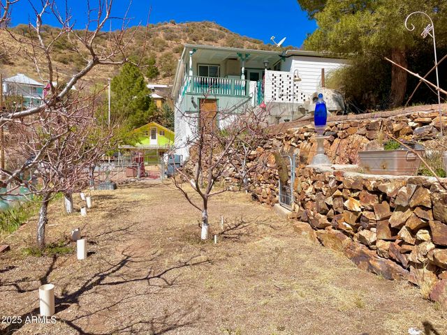 220-A OPERA Drive, Bisbee, AZ 85603