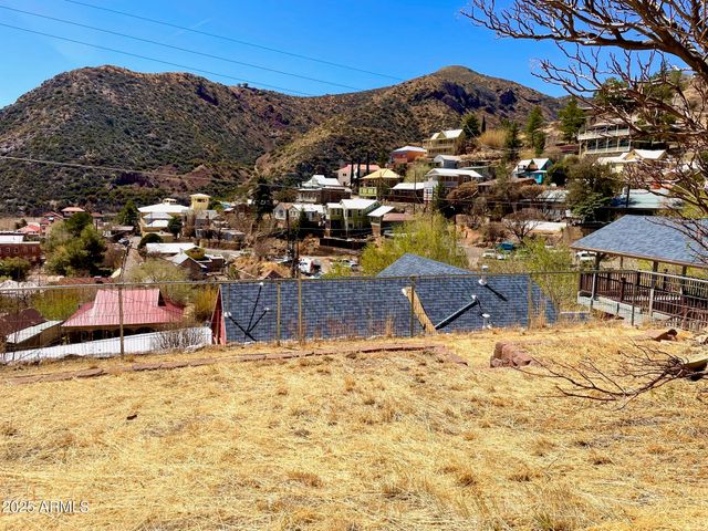 220-A OPERA Drive, Bisbee, AZ 85603