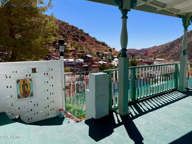 220-A OPERA Drive, Bisbee, AZ 85603