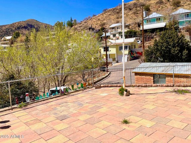 220-A OPERA Drive, Bisbee, AZ 85603