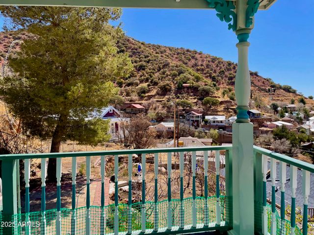 220-A OPERA Drive, Bisbee, AZ 85603