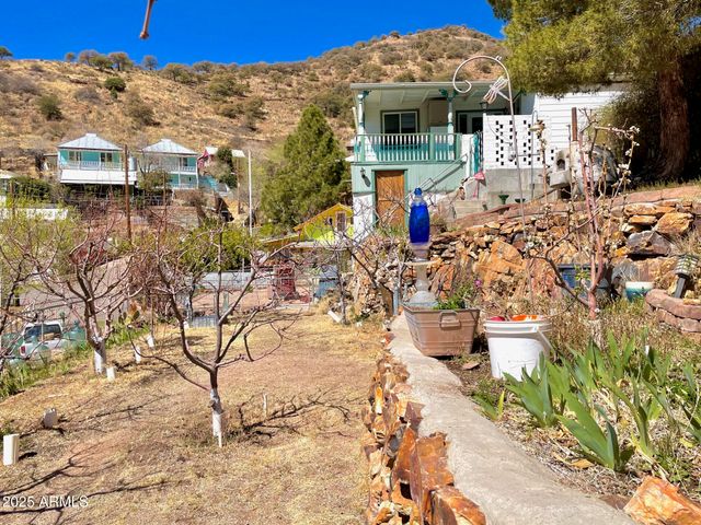 220-A OPERA Drive, Bisbee, AZ 85603
